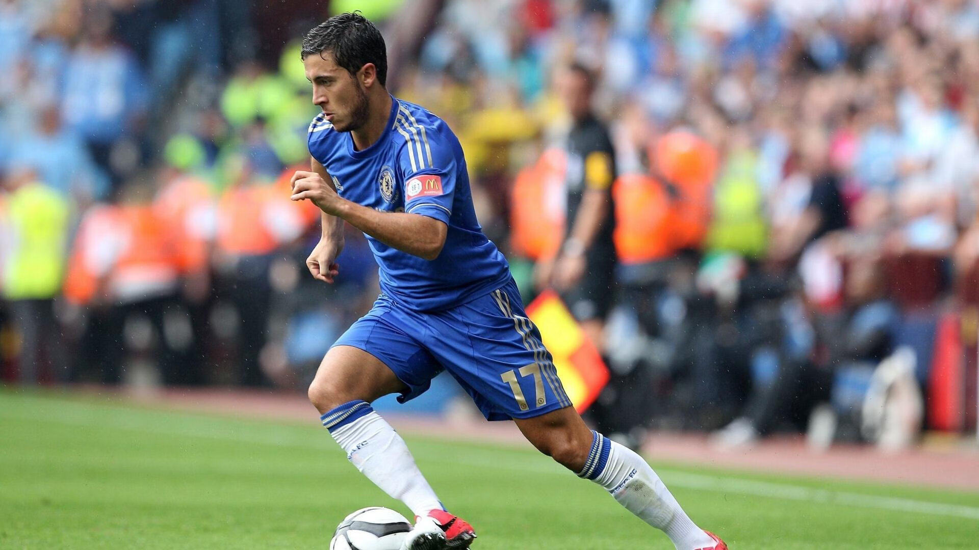 国足门将站位类型与扑救成功率比照，国足守门